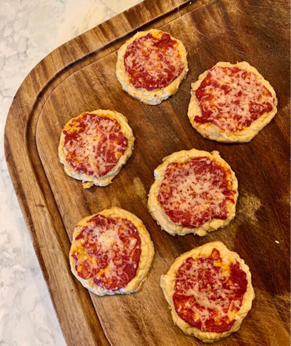 Mini fishy pizzas toddler recipe