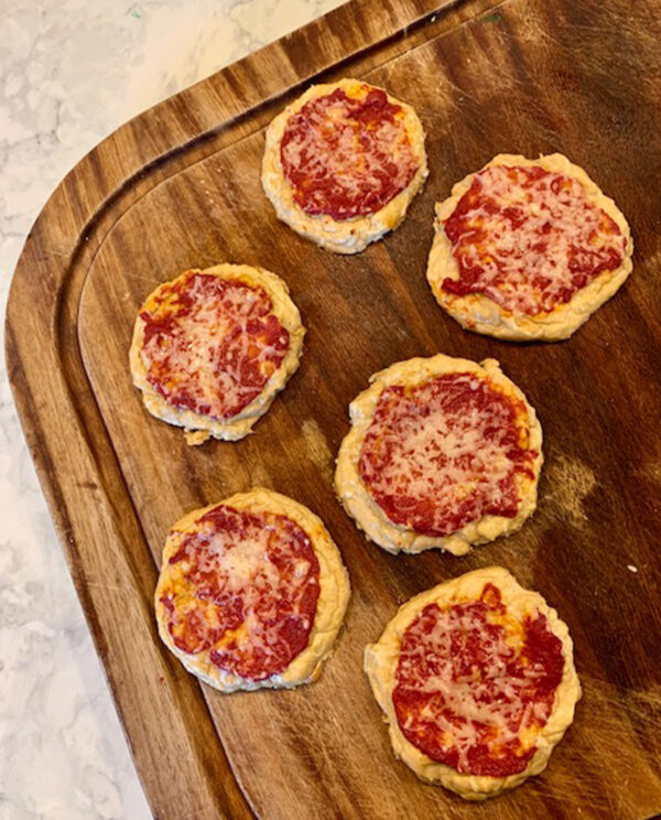 Mini fishy pizzas toddler recipe